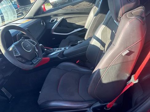 Used 2020 Chevrolet Camaro ZL1 RWD image 7