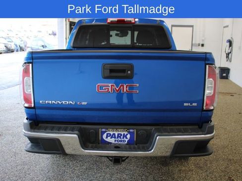 Used 2018 GMC Canyon SLE w/ SLE Convenience Package image 4