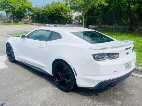 Used 2023 Chevrolet Camaro SS RWD image 3