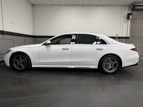 Used 2024 Mercedes-Benz S 580 S 580 image 9