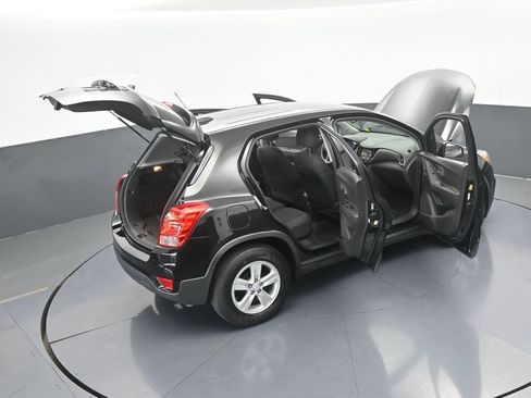 Used 2020 Chevrolet Trax LS image 56