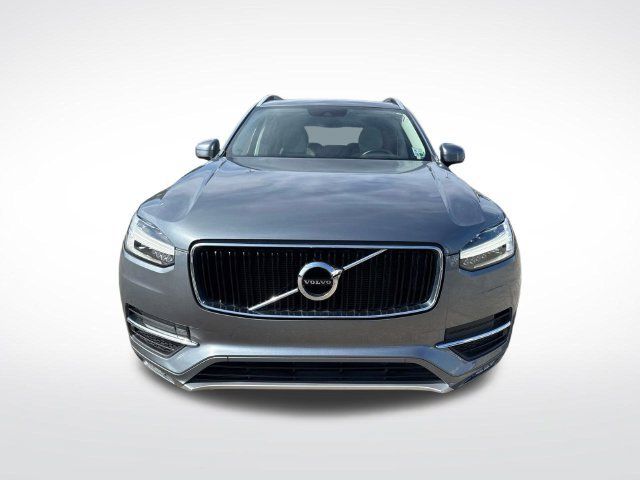 Used 2019 Volvo XC90 T6 Momentum AWD/4WD image 2
