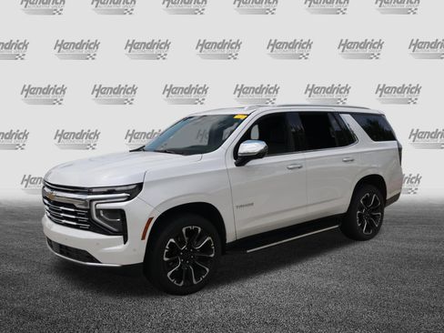 Used 2025 Chevrolet Tahoe Premier AWD/4WD image 5
