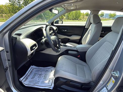 Used 2023 Honda HR-V LX image 25