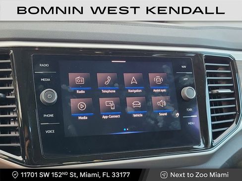 Used 2022 Volkswagen Atlas SEL image 19