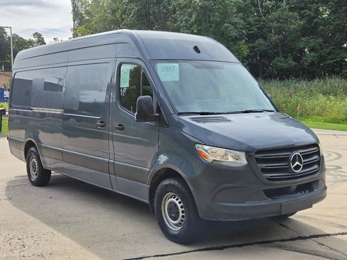 Used 2019 Mercedes-Benz Sprinter 170 image 7