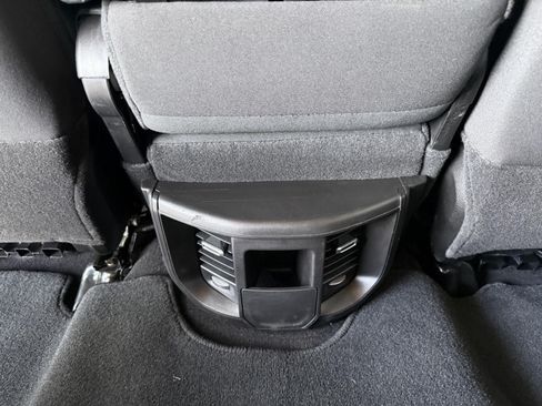 Used 2025 RAM 2500 Big Horn AWD/4WD image 8