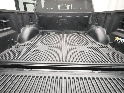 Used 2019 Ford F150 XLT w/ Equipment Group 302A Luxury AWD/4WD image 9