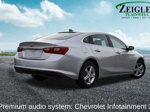 Used 2020 Chevrolet Malibu LS image 3