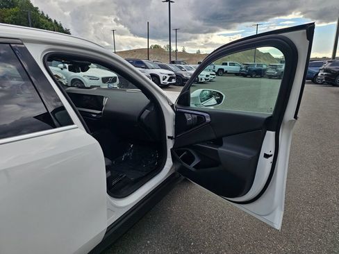 Used 2025 BMW X3 xDrive30i AWD/4WD image 26