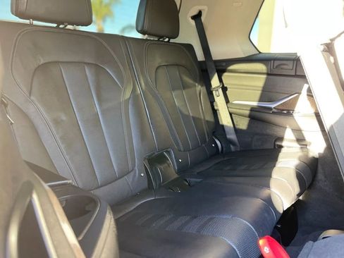 Used 2020 BMW X7 xDrive40i image 44