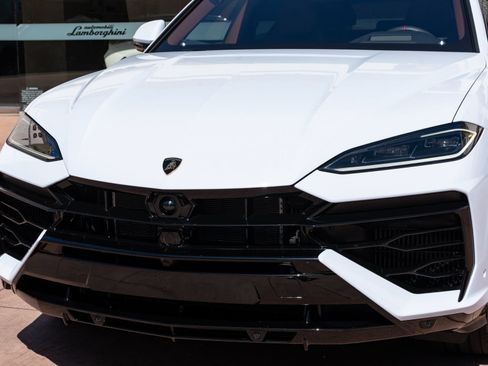 Used 2026 Lamborghini Urus SE AWD/4WD image 20