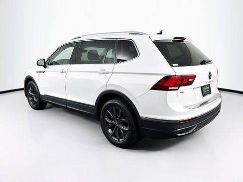 Used 2023 Volkswagen Tiguan SE AWD/4WD image 5