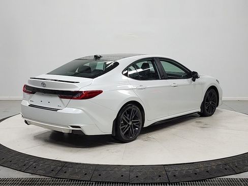 Used 2025 Toyota Camry XSE w/ Premium Plus Package FWD image 7