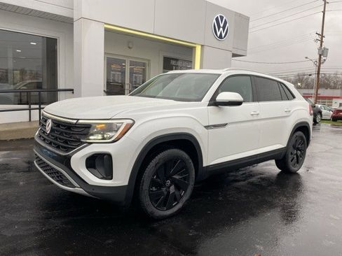 New 2026 Volkswagen Atlas Cross Sport SE image 6