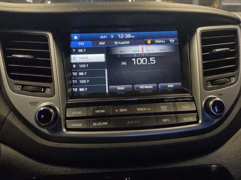 Used 2016 Hyundai Tucson Limited FWD image 25