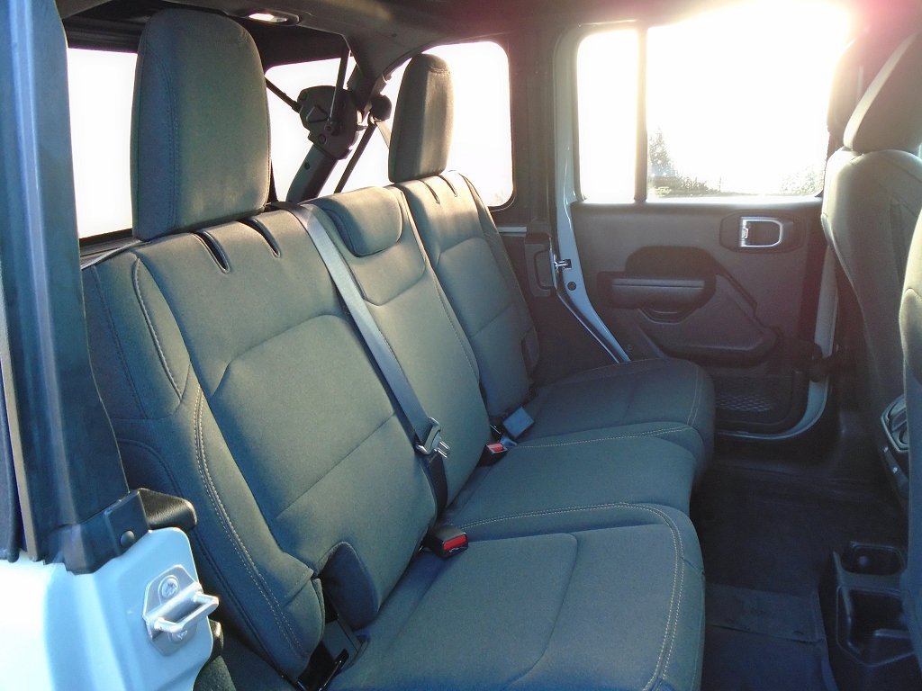 Used 2024 Jeep Wrangler Unlimited Sport AWD/4WD image 10
