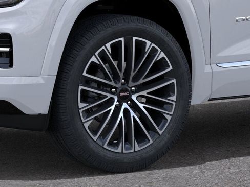New 2026 GMC Terrain Denali w/ LPO, Floor Liner Package AWD/4WD image 9