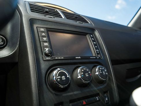 Used 2014 Dodge Challenger R/T RWD image 40