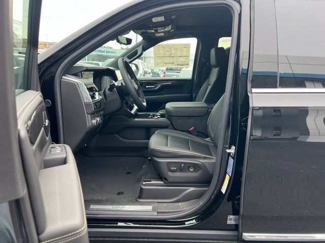 New 2026 GMC Yukon Elevation w/ Elevation Premium Package AWD/4WD image 10