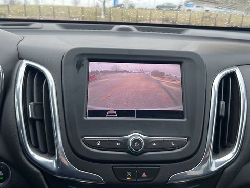 Used 2023 Chevrolet Equinox LT image 20