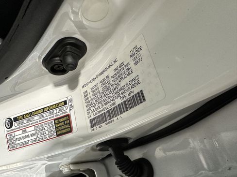 Used 2016 Honda CR-V Touring image 12