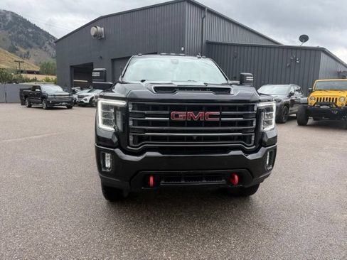 Used 2021 GMC Sierra 2500 AT4 w/ AT4 Preferred Package AWD/4WD image 5