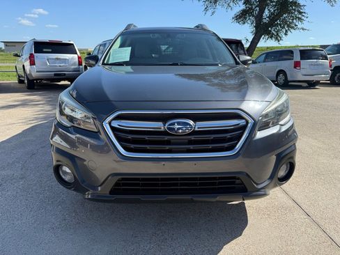 Used 2019 Subaru Outback 2.5i Premium image 2