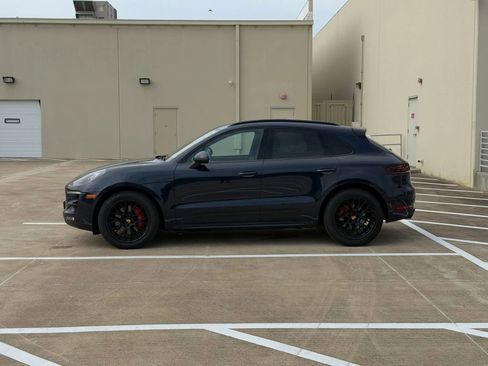 Used 2017 Porsche Macan GTS AWD/4WD image 4