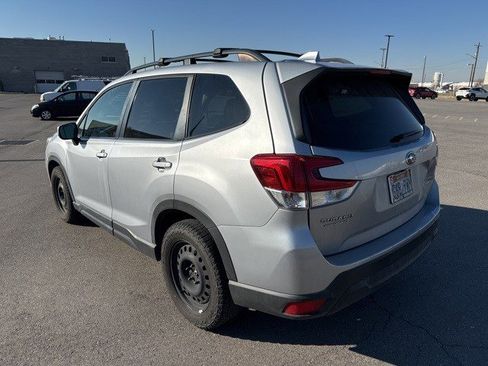 Used 2019 Subaru Forester Premium image 5