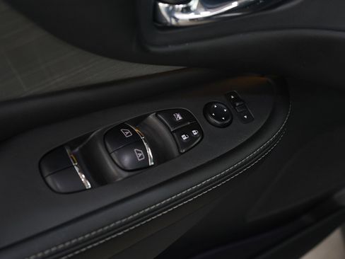 Used 2018 Nissan Murano Platinum image 20