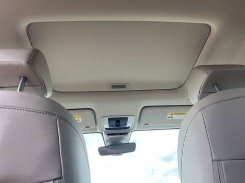 New 2026 Honda HR-V EX-L image 22