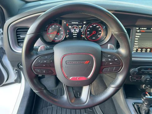 Used 2022 Dodge Charger R/T w/ Blacktop Package image 15