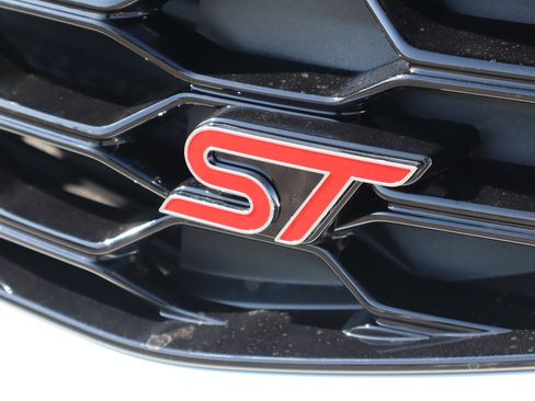 New 2025 Ford Explorer ST w/ Sun And Sound Package image 13