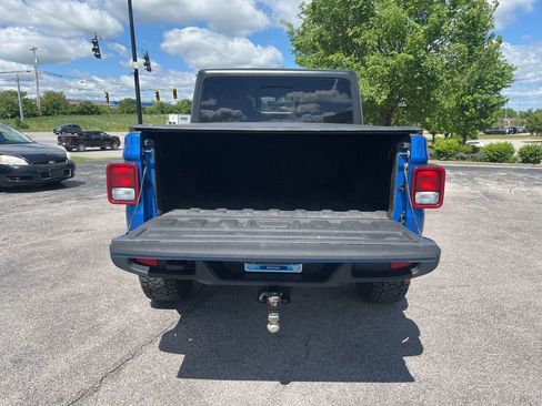 Used 2021 Jeep Gladiator Sport AWD/4WD image 11