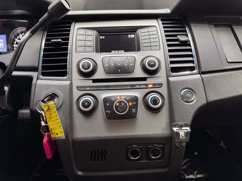 Used 2016 Ford Taurus Police Interceptor AWD image 23