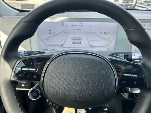 Used 2022 Hyundai Ioniq 5 Limited image 24