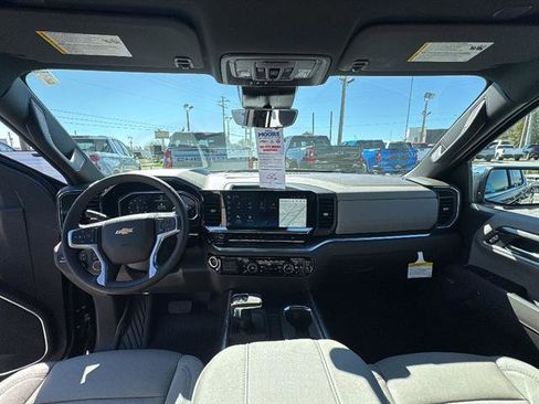New 2026 Chevrolet Silverado 1500 LTZ w/ LTZ Premium Package image 17