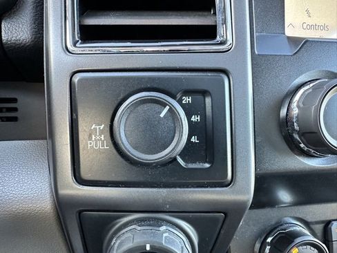 Used 2019 Ford F150 XLT w/ Equipment Group 302A Luxury image 19