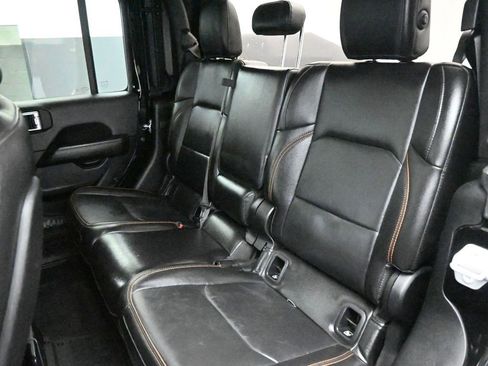 Used 2021 Jeep Gladiator Mojave image 14