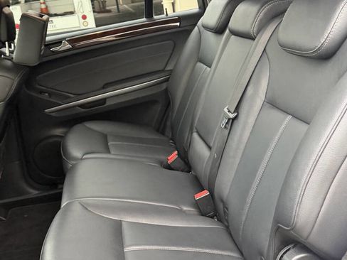 Used 2010 Mercedes-Benz GL 450 4MATIC image 15