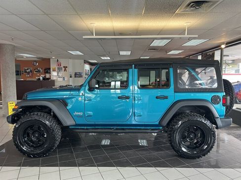Used 2020 Jeep Wrangler Unlimited Sport image 3