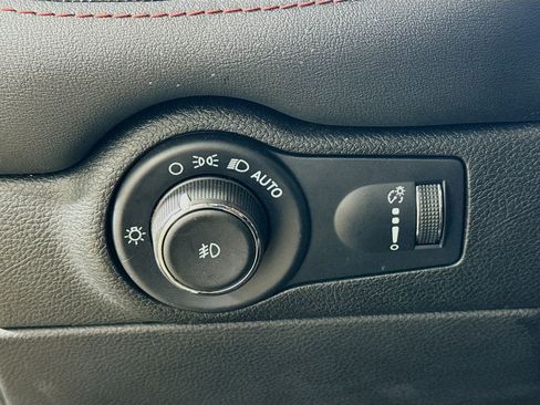 Used 2023 Dodge Durango GT image 14