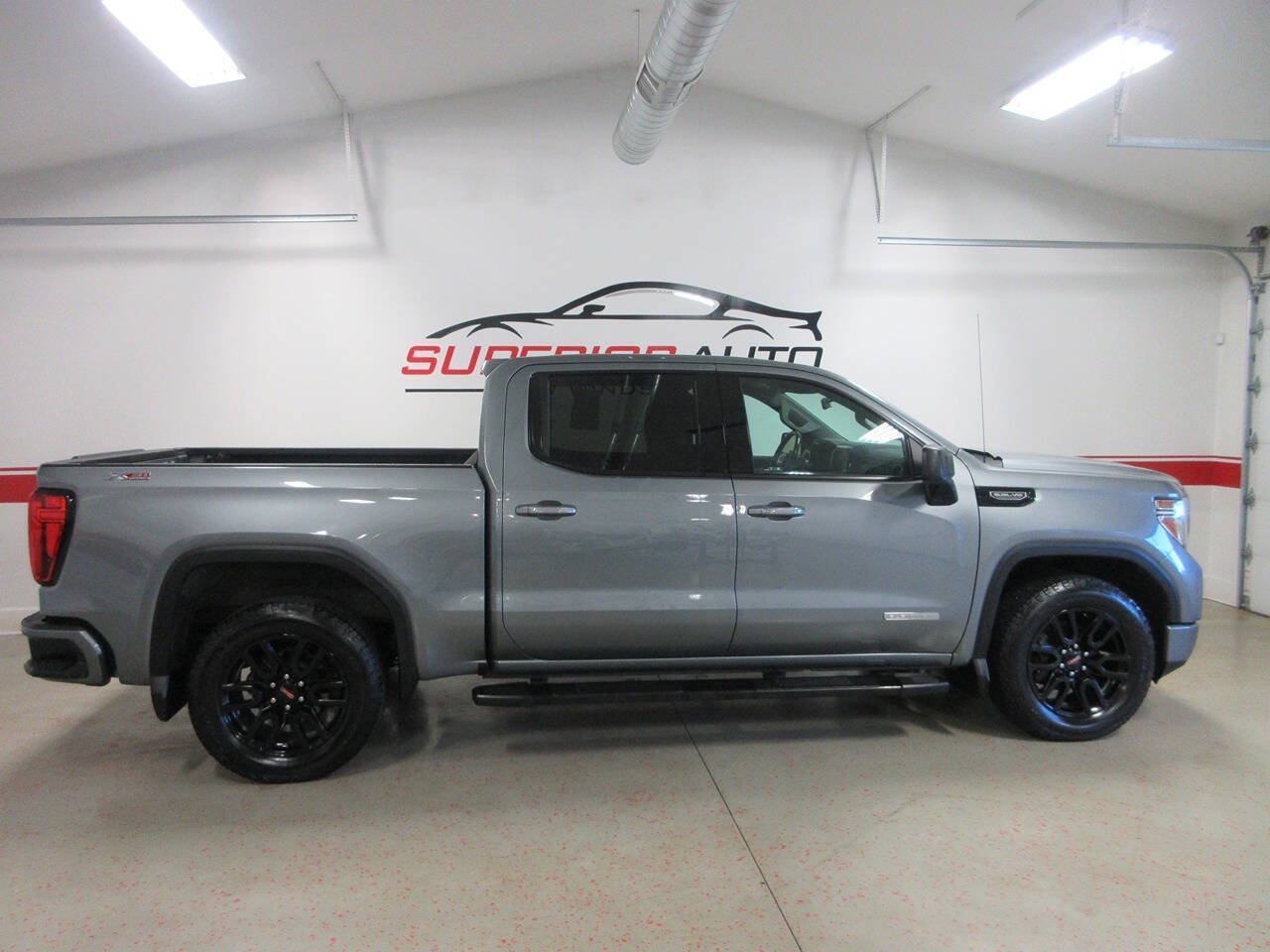 Used 2020 GMC Sierra 1500 Elevation w/ Elevation Value Package AWD/4WD image 5