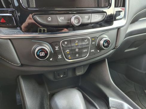 Used 2023 Chevrolet Traverse LT w/ LPO, Floor Liner Package AWD/4WD image 16