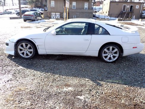 Used 1994 Nissan 300ZX 2+2 Hatchback image 4