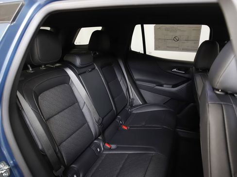 New 2026 Chevrolet Equinox LT w/ Convenience Package II image 11