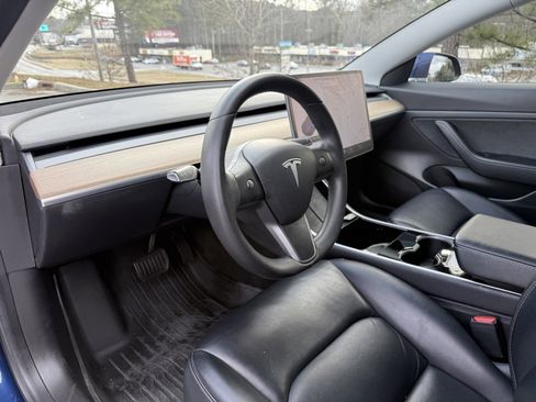 Used 2020 Tesla Model 3 Standard Range Plus image 21