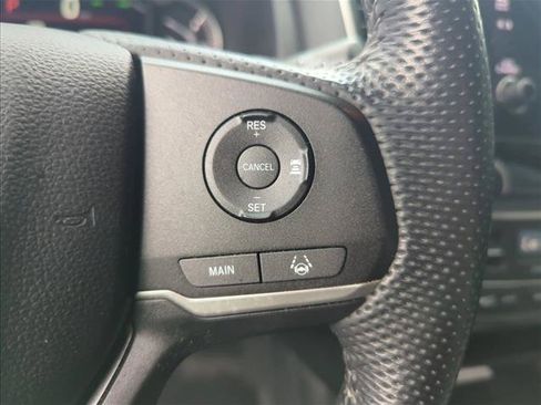Used 2023 Honda Passport EX-L image 16