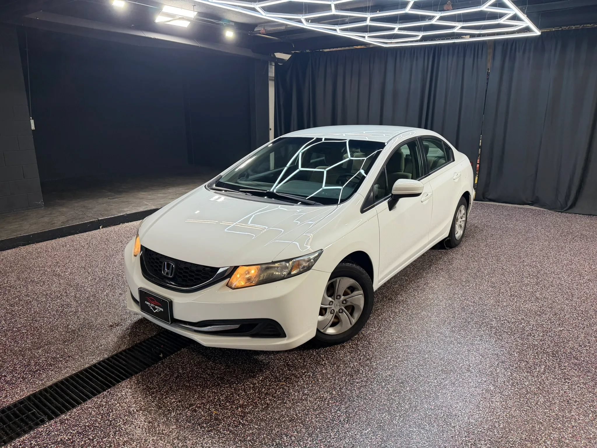 Used 2015 Honda Civic LX image 2